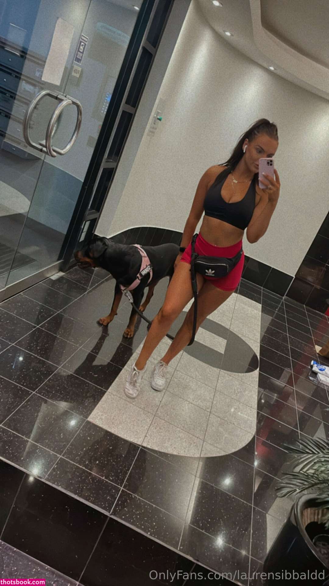 laurensibbaldd Photo #5