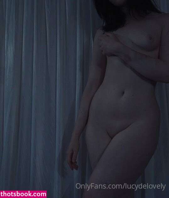 Lucydelovely Photo #19