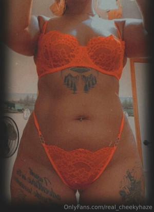 Real Cheekyhaze Photo #21