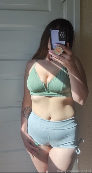 switchtits Photo #17
