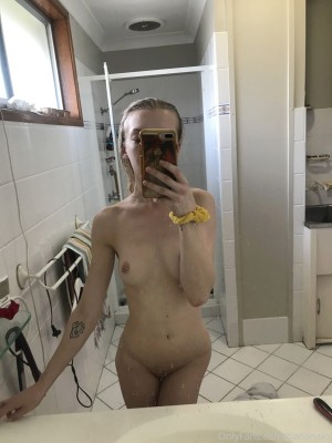 Bananaxx Photo #5