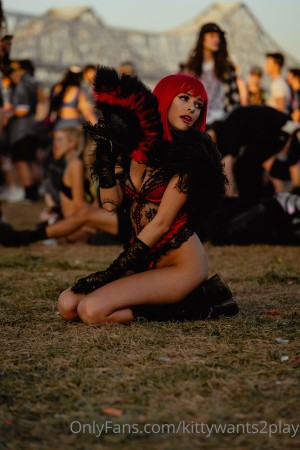 kittywants2play Photo #1