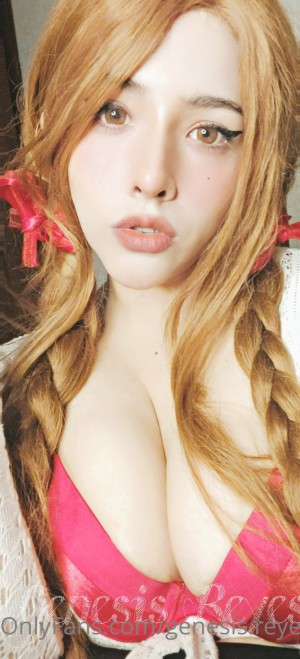 Genesis Reyes Photo #6