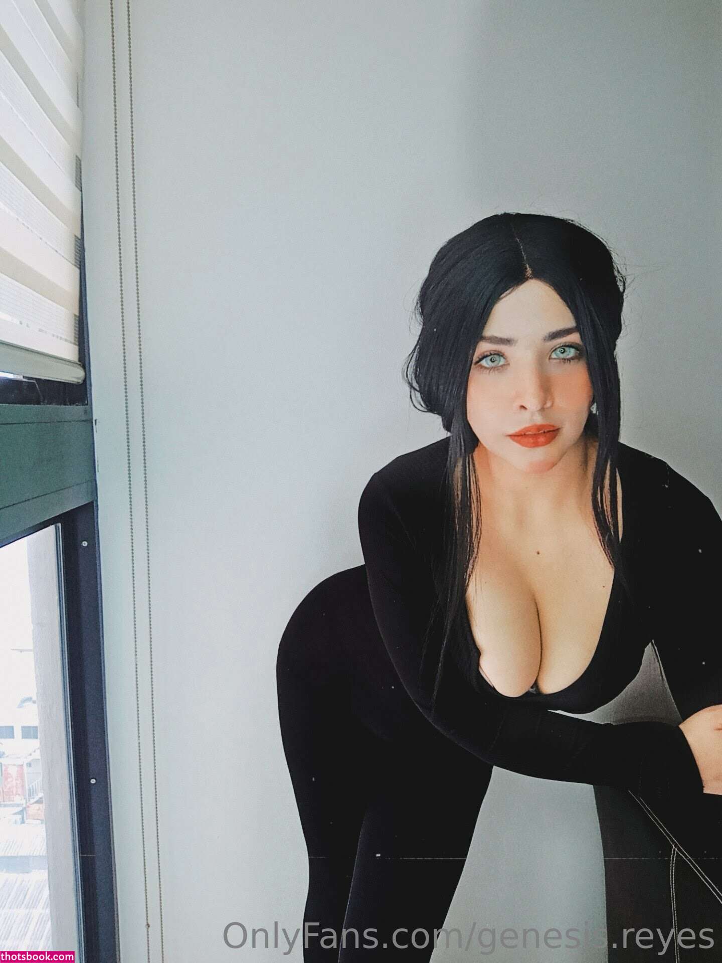 Genesis Reyes Photo #16