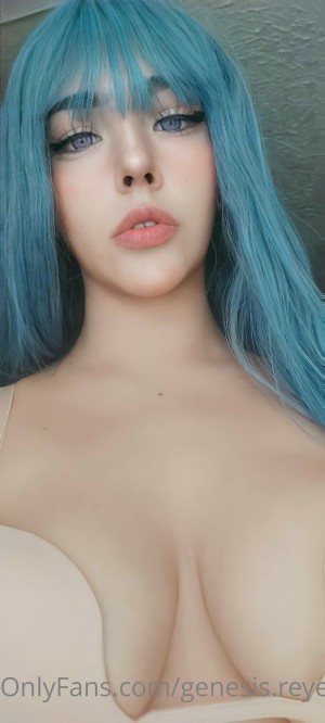 Genesis Reyes Photo #14