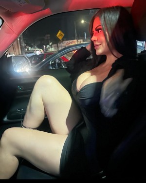 Gloria Urrea Photo #5