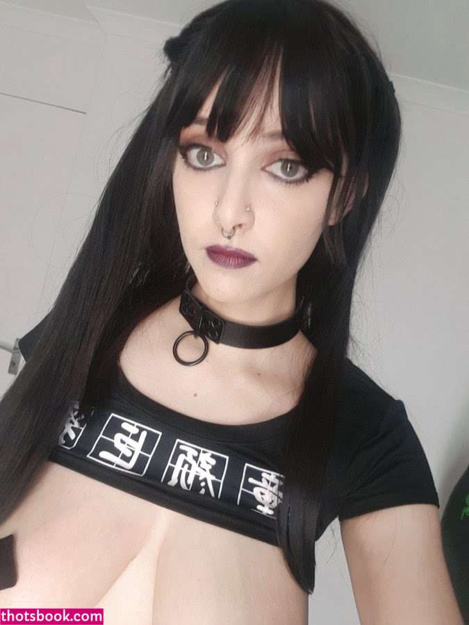 Nanashi Nase Photo #14