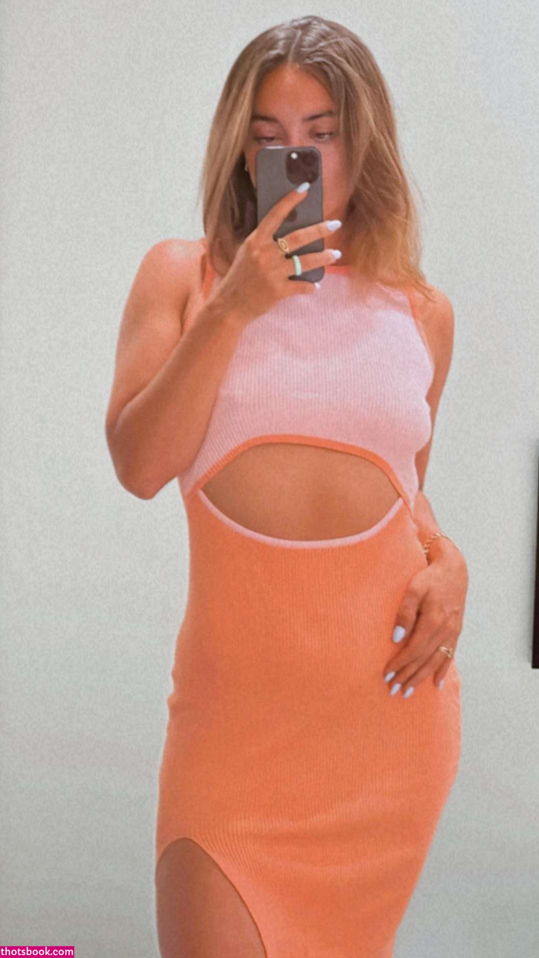 Willow Wilde Photo #27