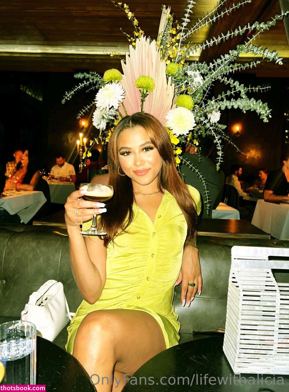 Aliathletic Photo #6