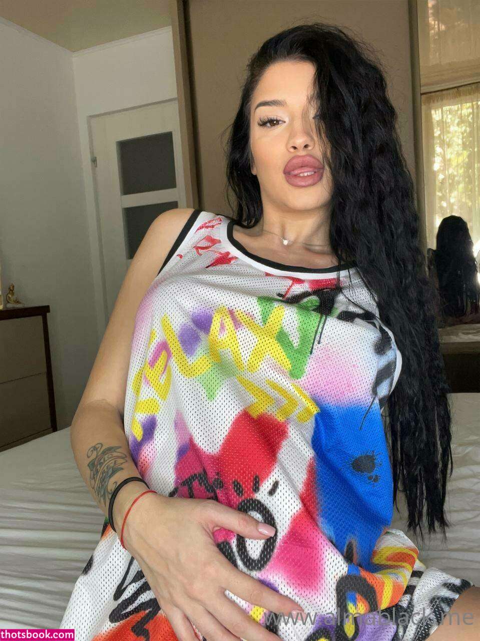 Alma Black Photo #11