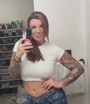 Scarlett West Photo #11