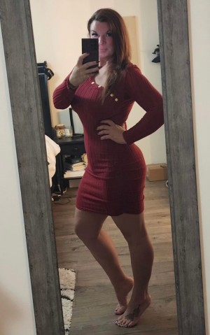 Scarlett West Photo #12