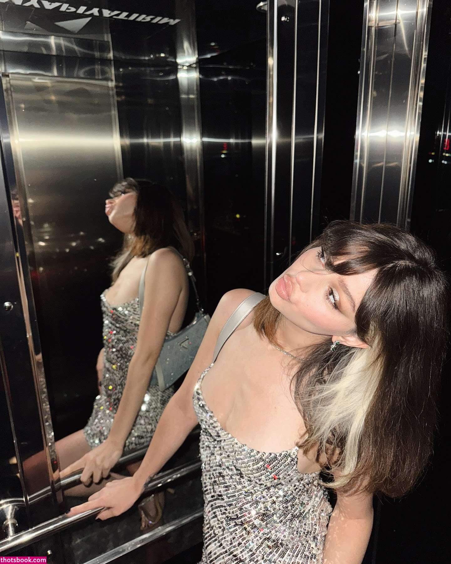 Sumru Ozden Photo #17