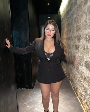 Tamar Abuchzira Photo #12