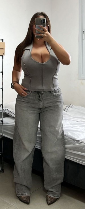 Tamar Abuchzira Photo #27