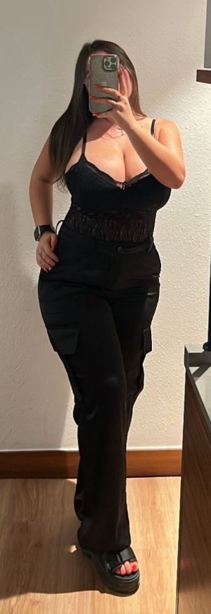 Tamar Abuchzira Photo #29