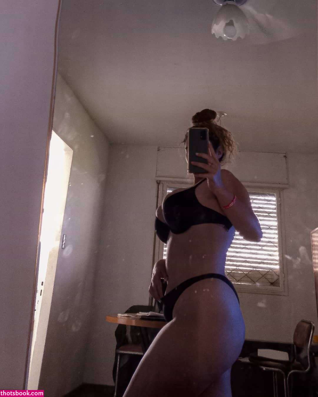 Victoria Hessel Photo #1