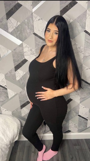 arianamilan Photo #26