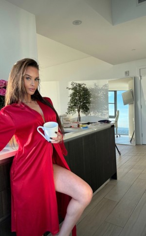 Alexandra Abbate Photo #27