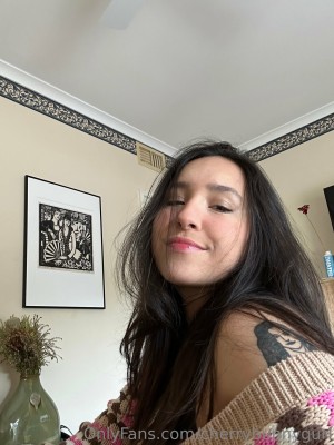 Cherrybunnygirl Photo #11