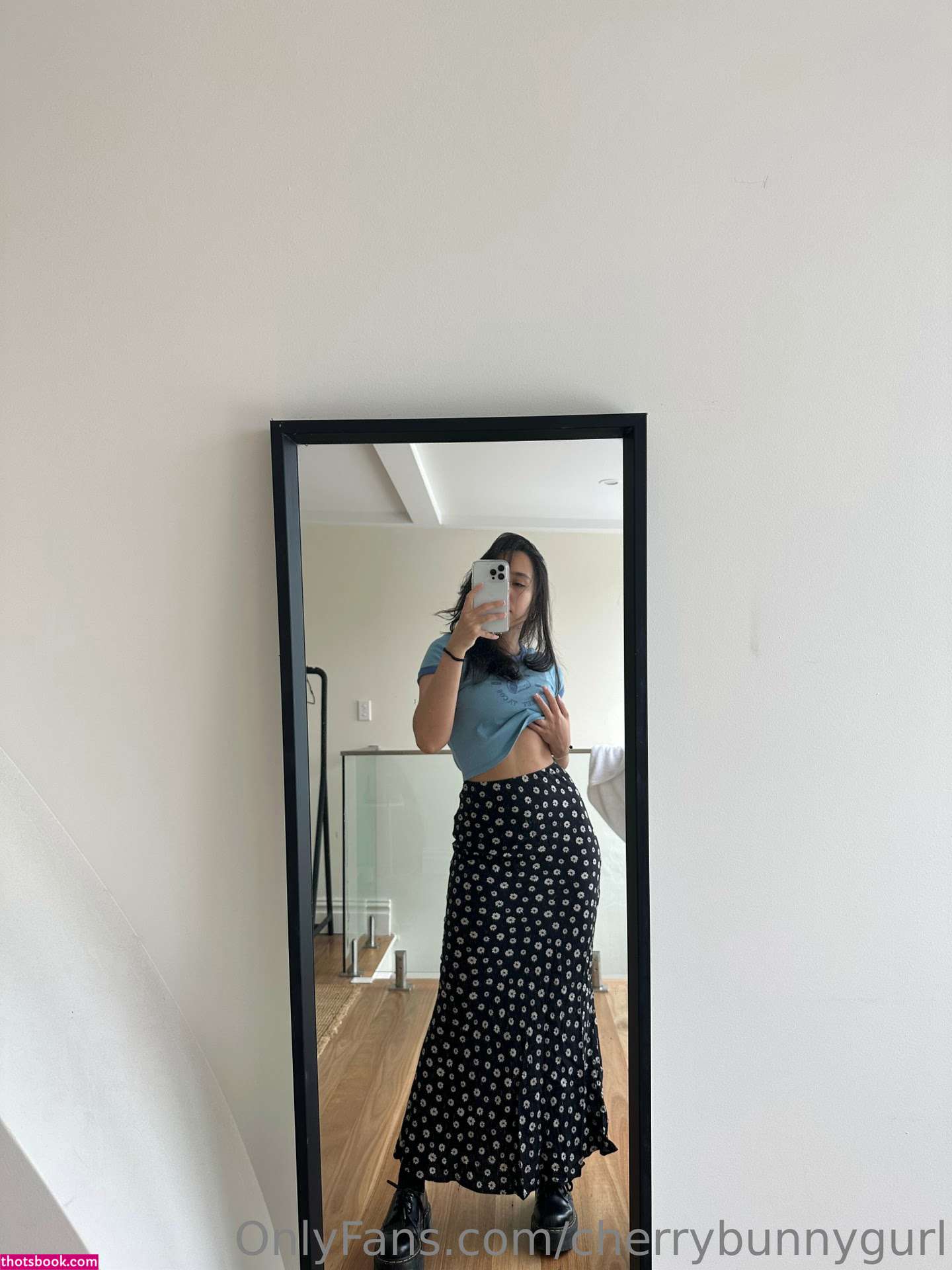 Cherrybunnygirl Photo #39