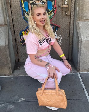 Emilie Brooklyn Photo #33