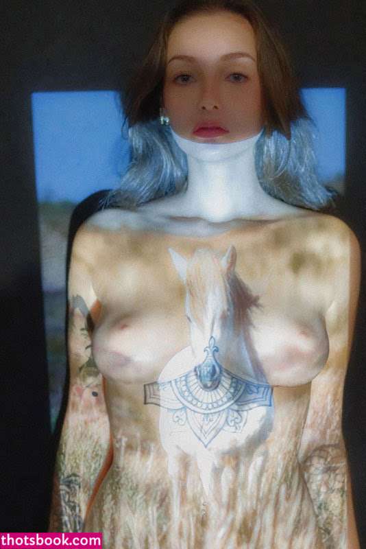 Fabiolaholystone Photo #5