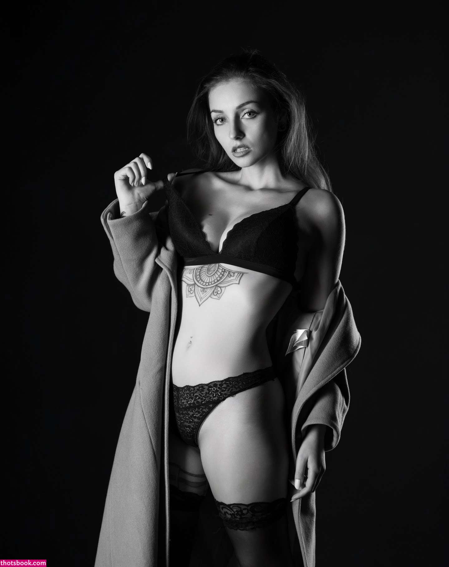 Fabiolaholystone Photo #35