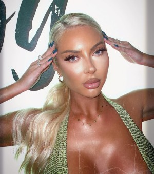 Kaseyy Hill Photo #23