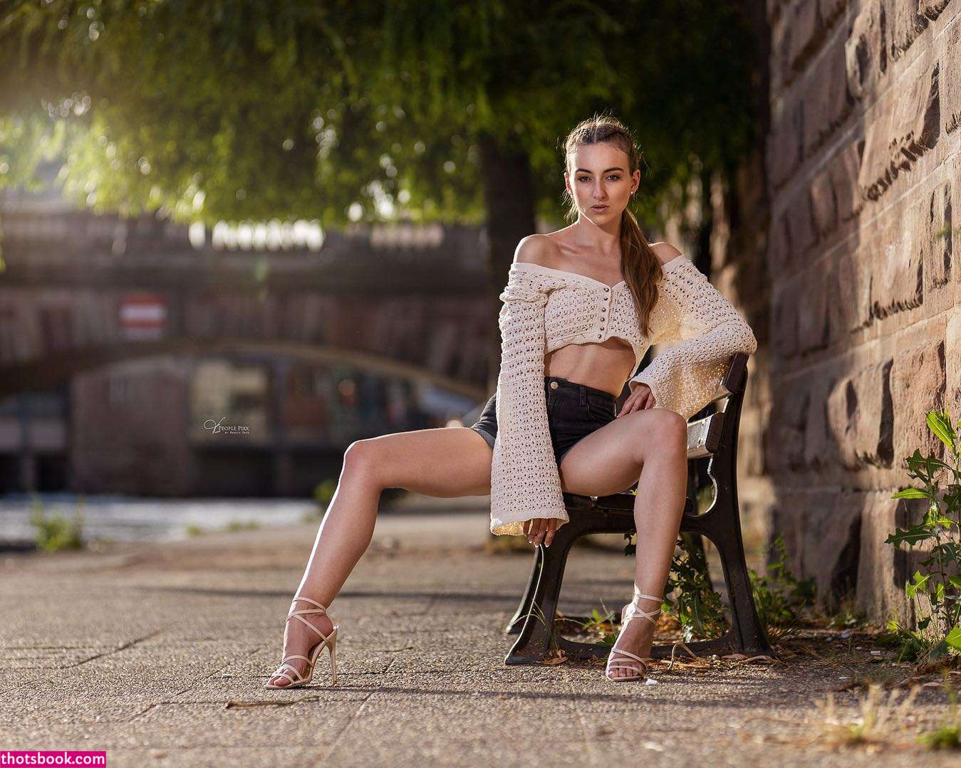 Larissa Schmiederer Photo #24