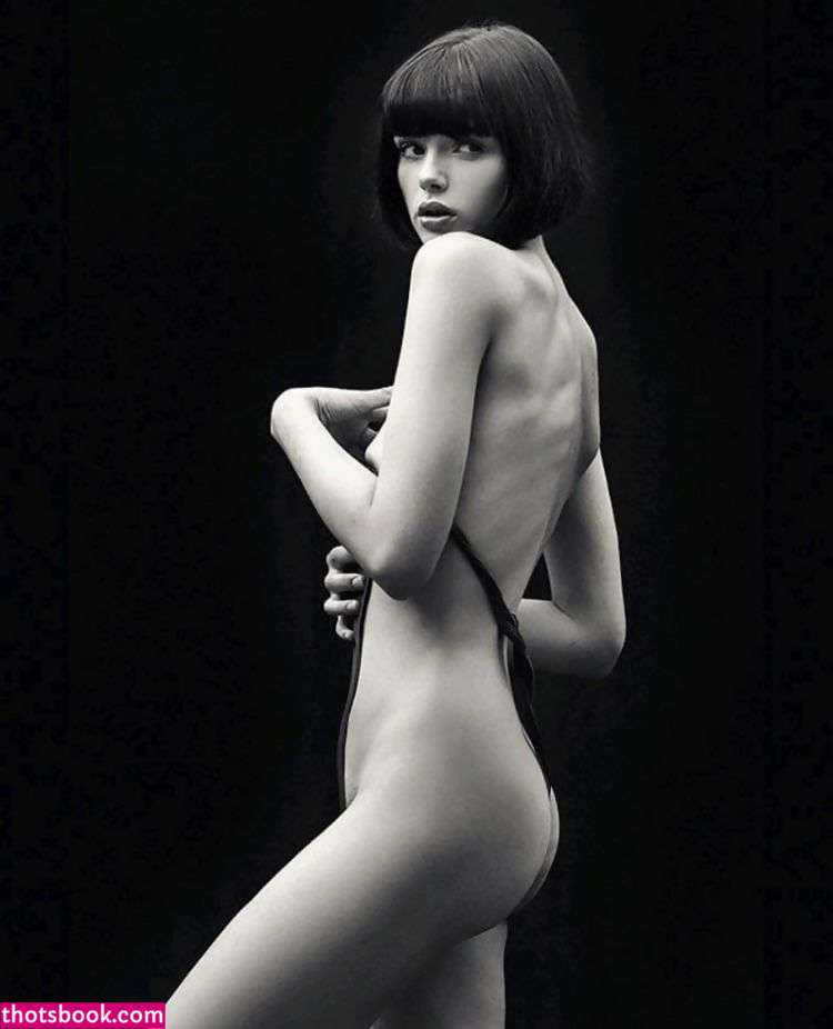 Marie Grippon Photo #25