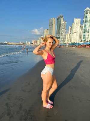 Melanie El Baghdadi Photo #19