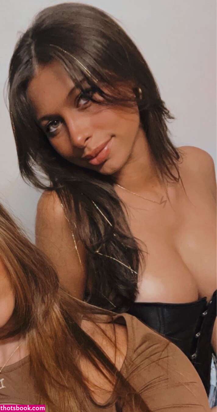 Nicolena Schoonmaker Photo #32