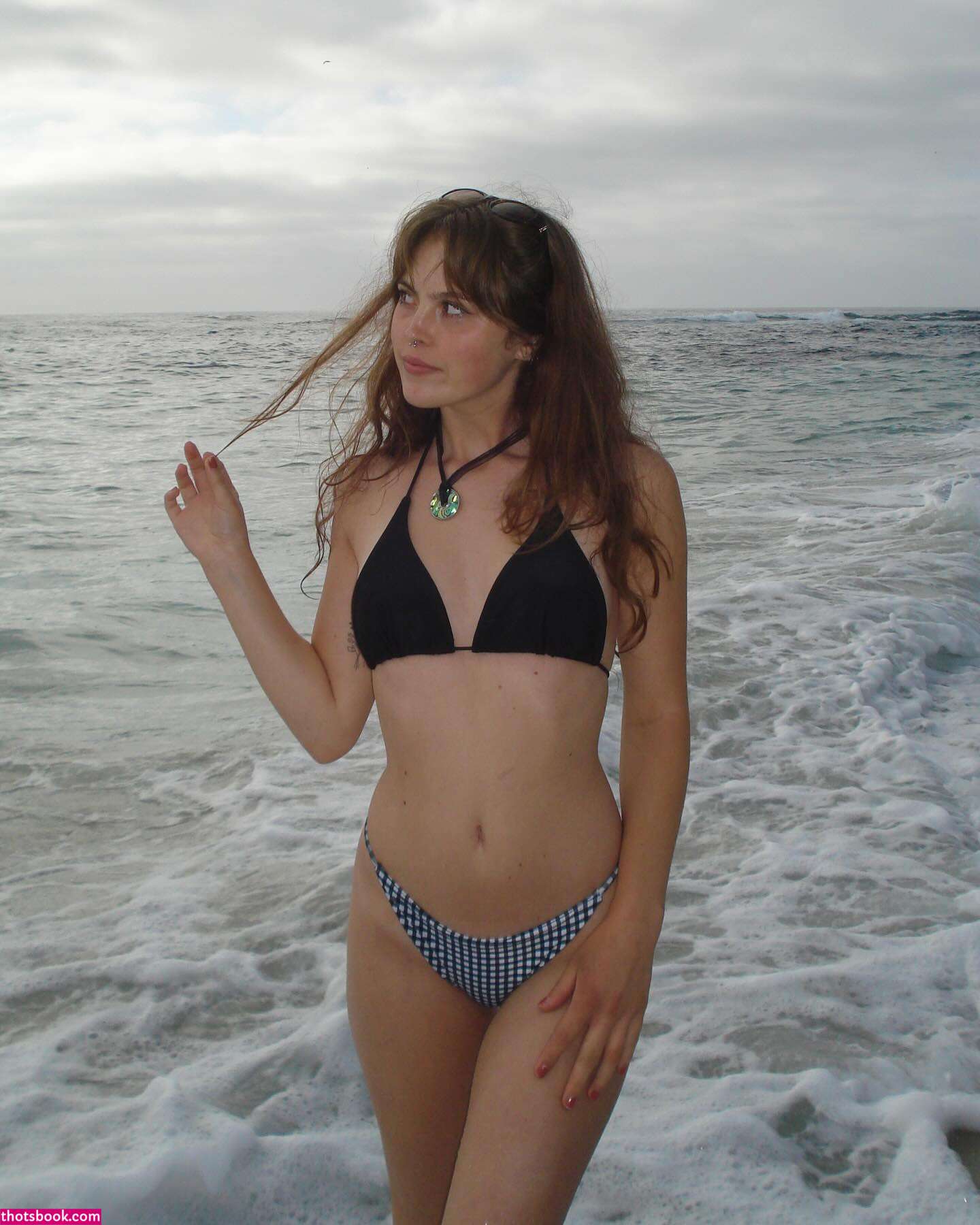 Robin Quick Photo #12