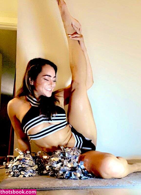 Barista Alexis Photo #8