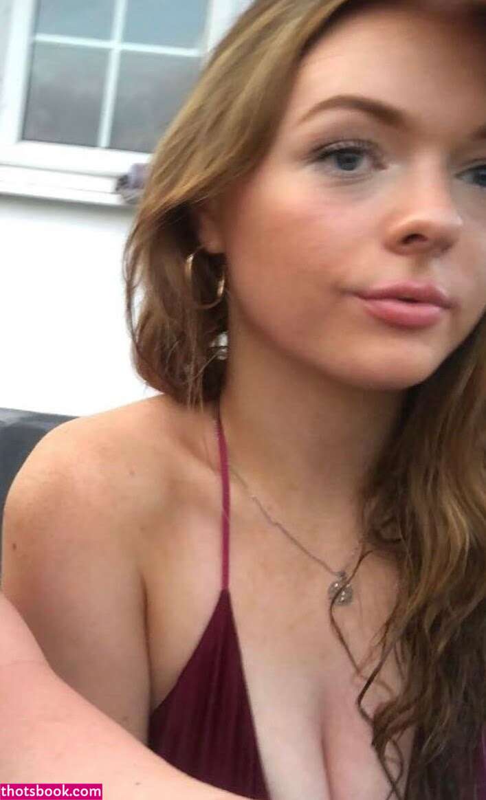 Beth Jones Photo #12