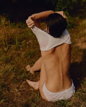 Chloe Bechini Photo #13