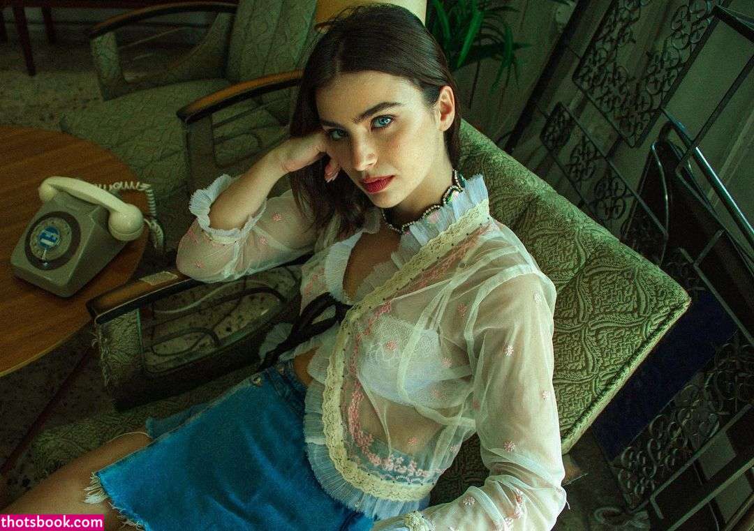 Emily Rinchita Photo #12