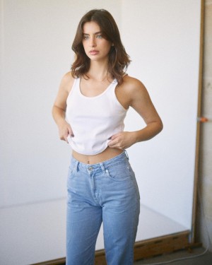 Emily Rinchita Photo #17