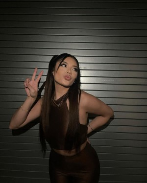 leshlieguerrero Photo #1