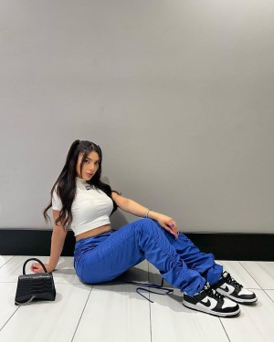 leshlieguerrero Photo #15