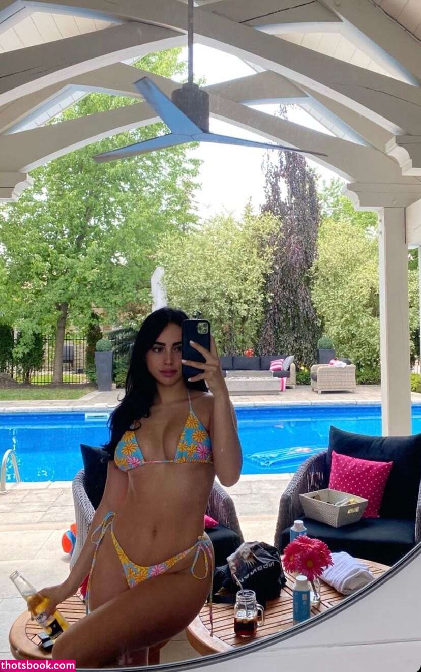 Maria Georgas Photo #9