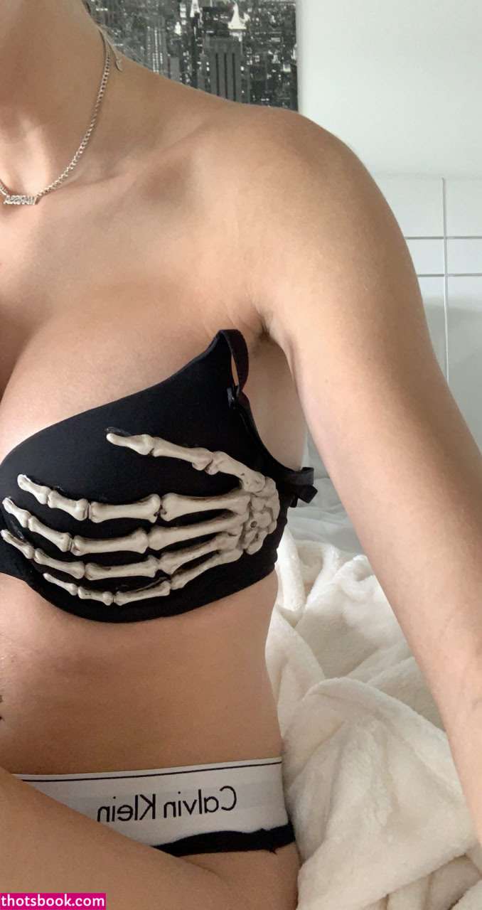 Marissa Eve Photo #15