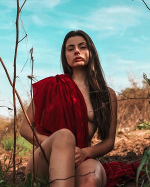 May Karavani Photo #3