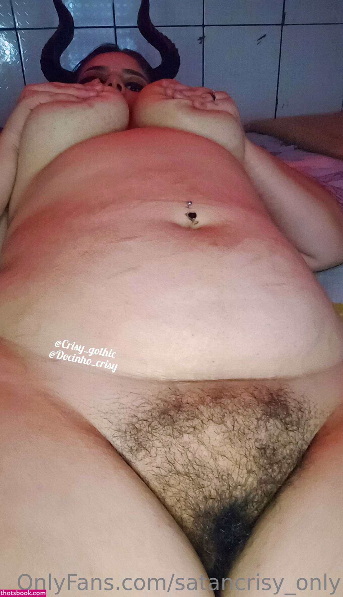 Crisy Gothic Photo #19