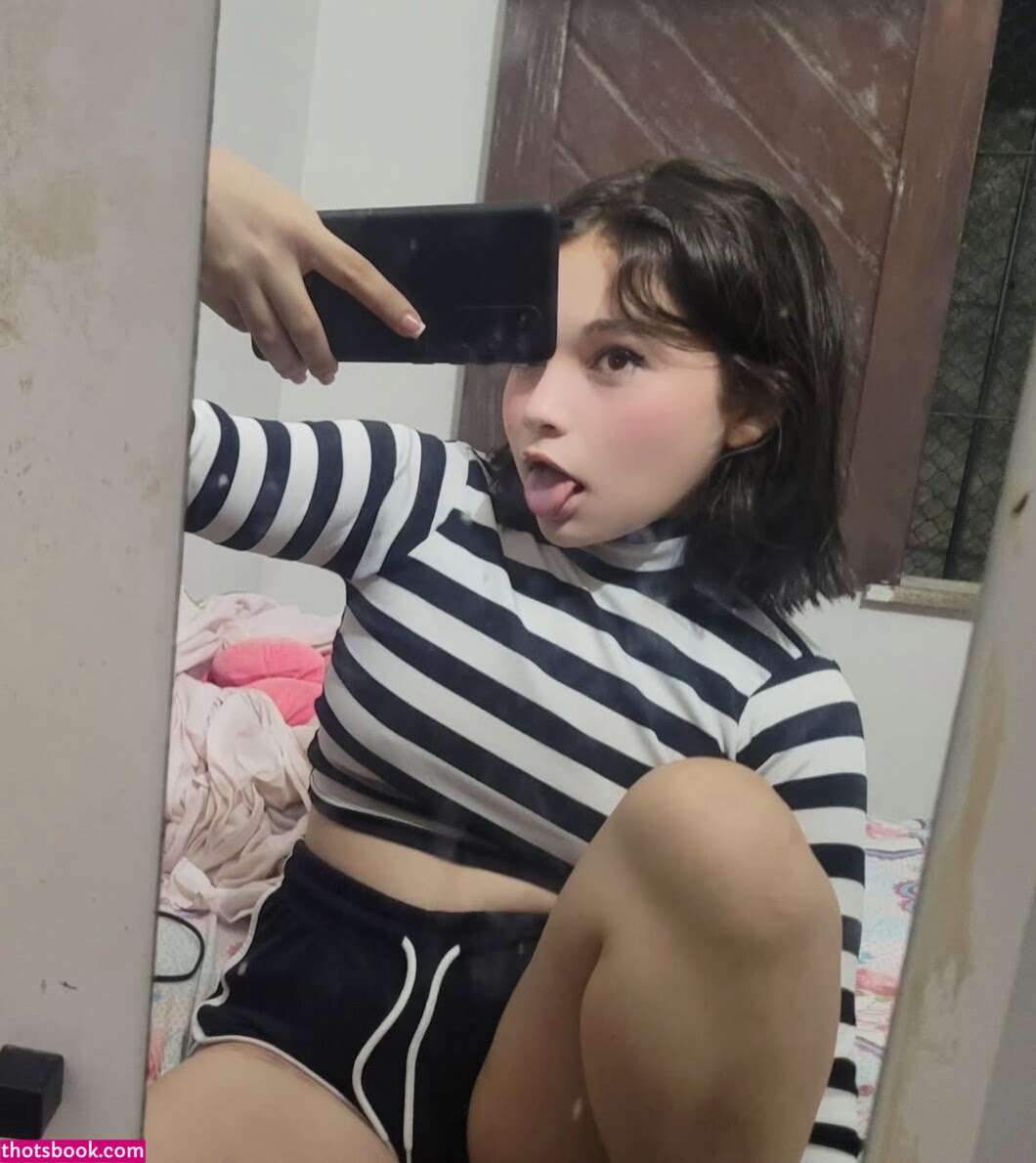 eternallyaliceee Photo #34