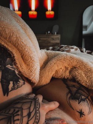 goldenhourgal Photo #36