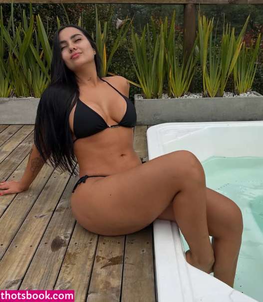 Juliana Karie Photo #6