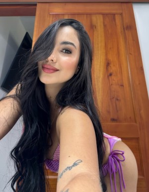 Juliana Karie Photo #9