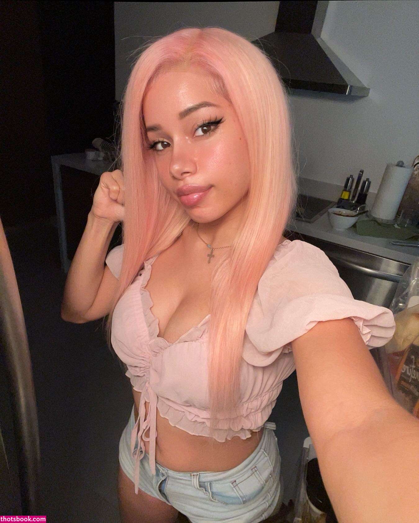 Shibuya Bambi Photo #19